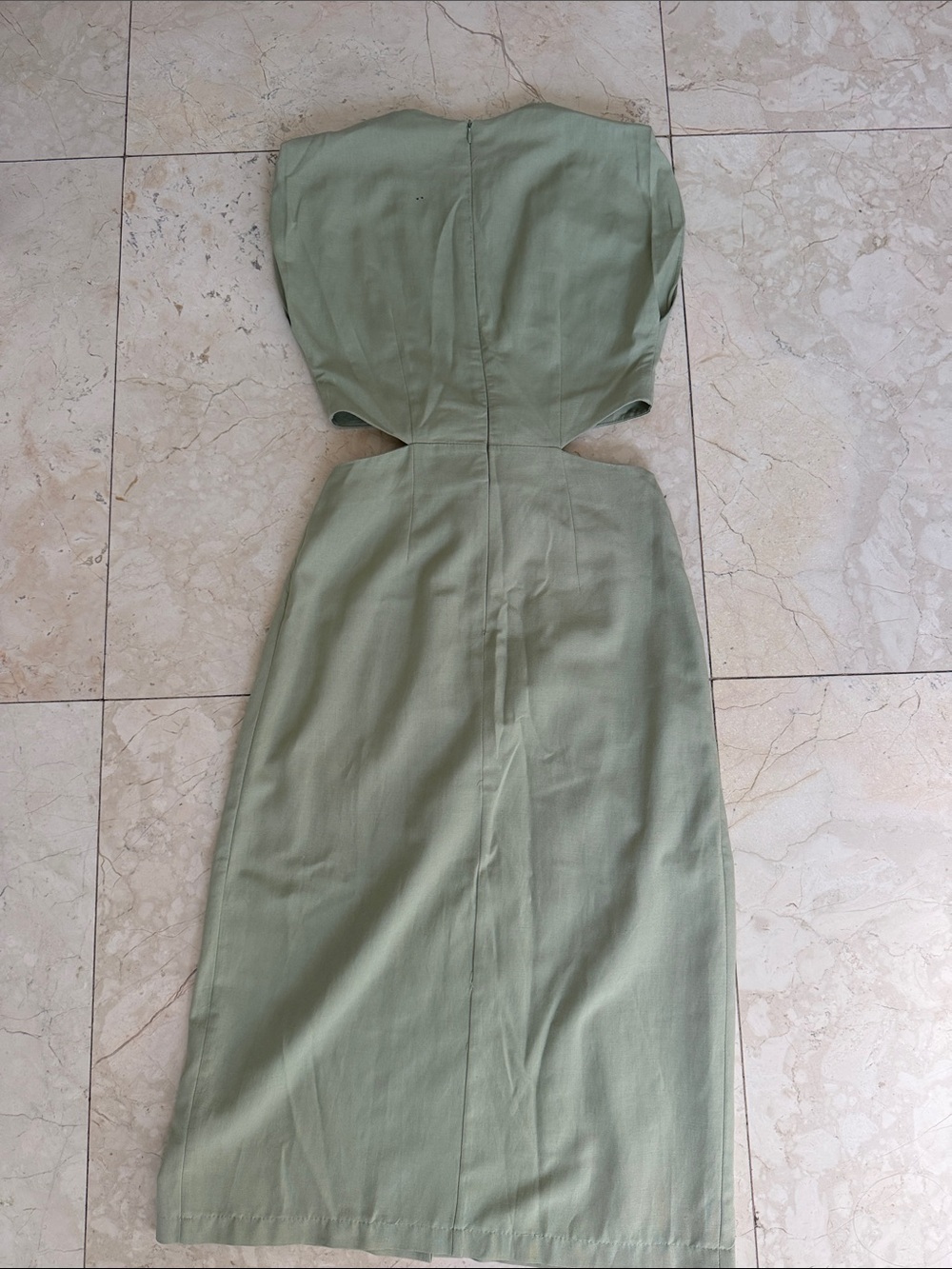 Zara Mint Green Midi Dress with Ring Cutout - Picture 4 of 4